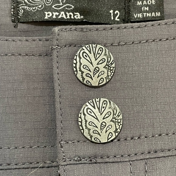 Prana Women’s Dark Gray Nylon Hiking Shorts Size 12 NEW without tags. - Picture 5 of 7